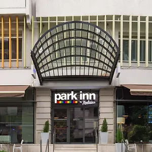 Park By Radisson & 4*, Bükreş Romanya