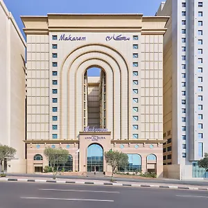 مكارم أم القرى **** مكة